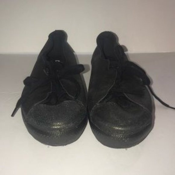 Black/Gold Chuck Taylor Converse - Picture 2 of 7